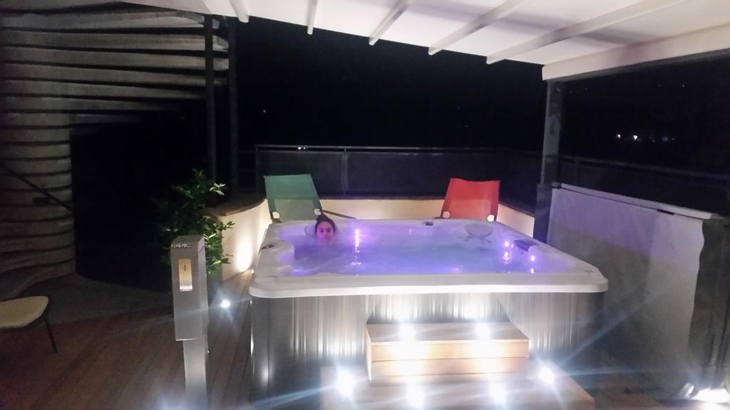 Hotel Fondovalle ชิตตา เดลลา ปีเอเว ภายนอก รูปภาพ