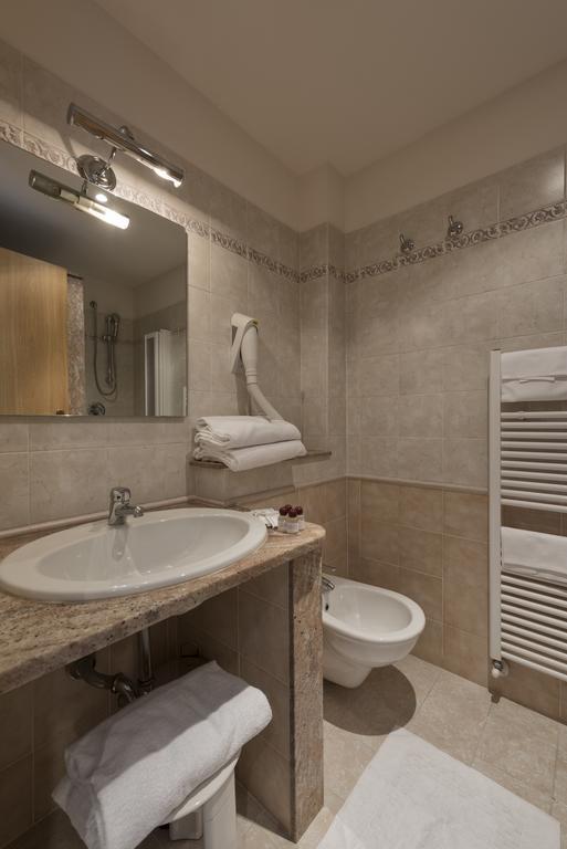 Hotel Fondovalle ชิตตา เดลลา ปีเอเว ภายนอก รูปภาพ